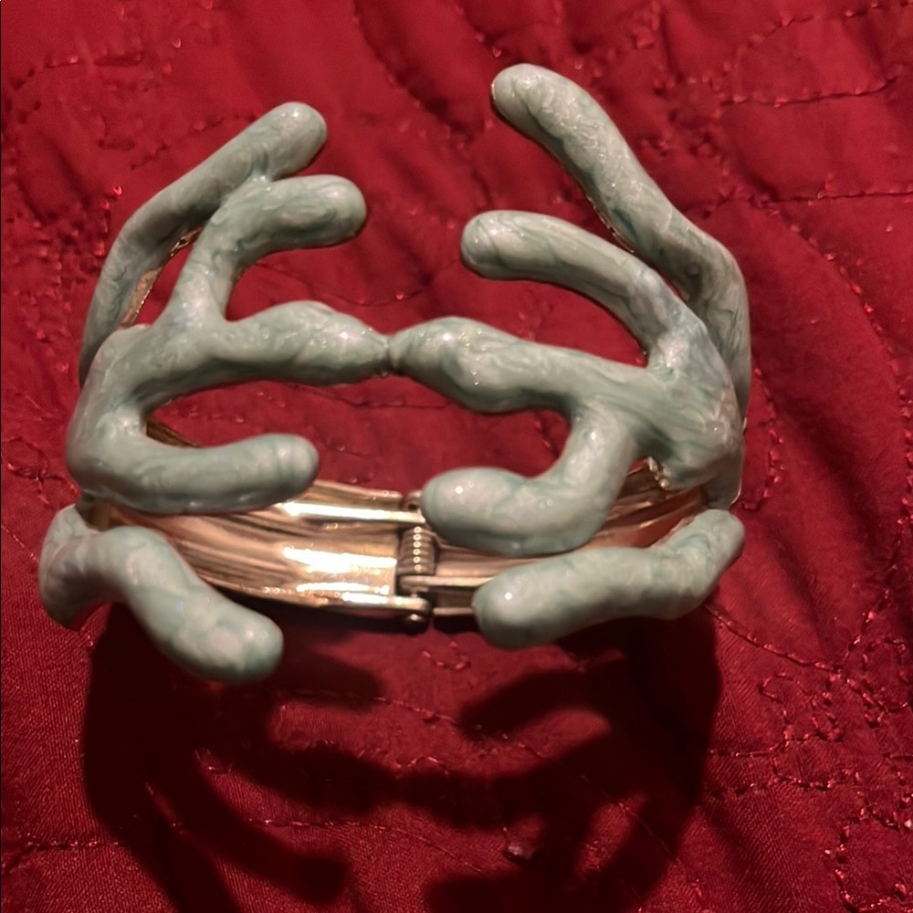 Elegant Seafoam  swirled enamel Blue Coral-Inspired Bracelet